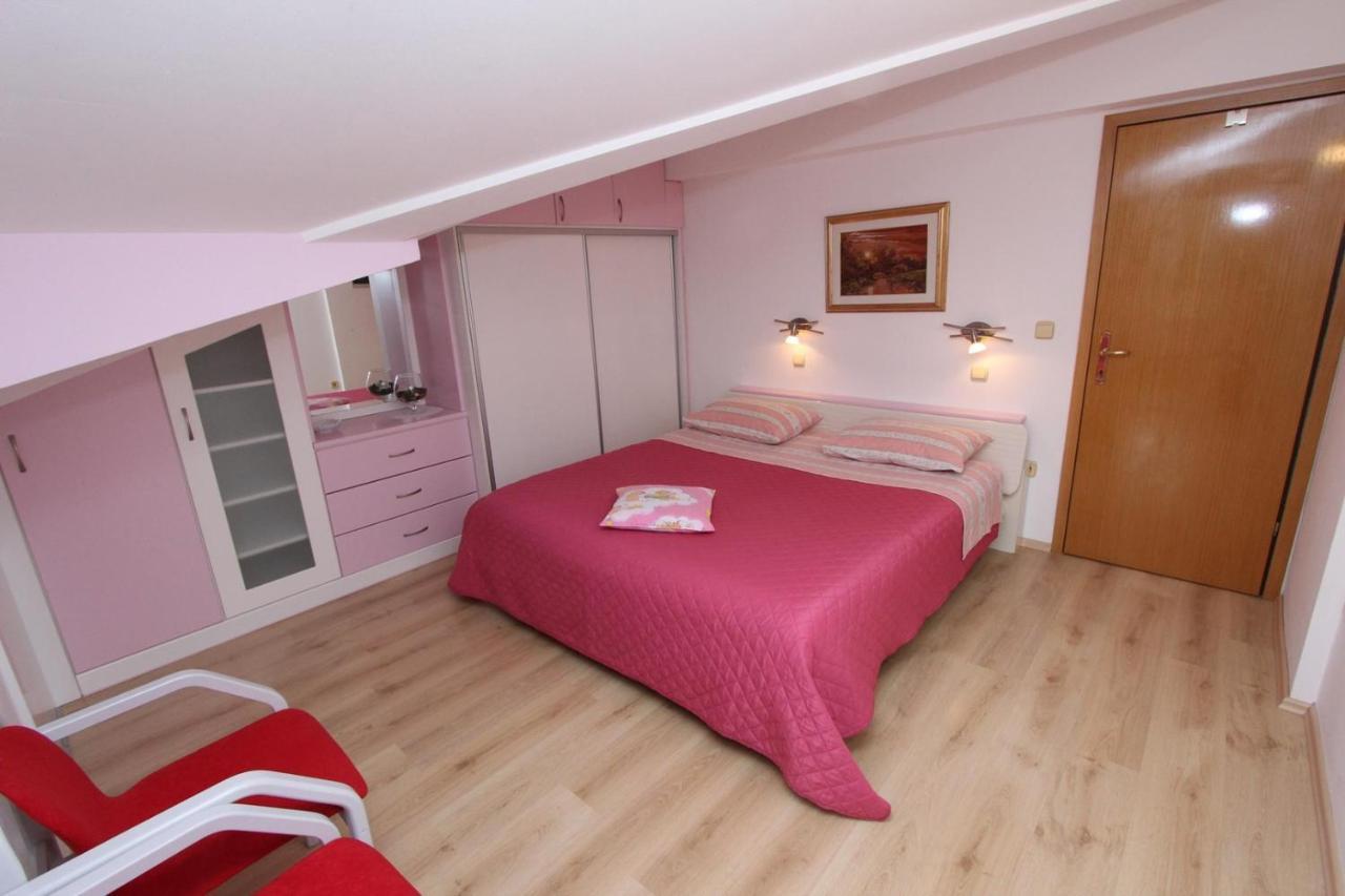 Apartments Daria 로비니 외부 사진